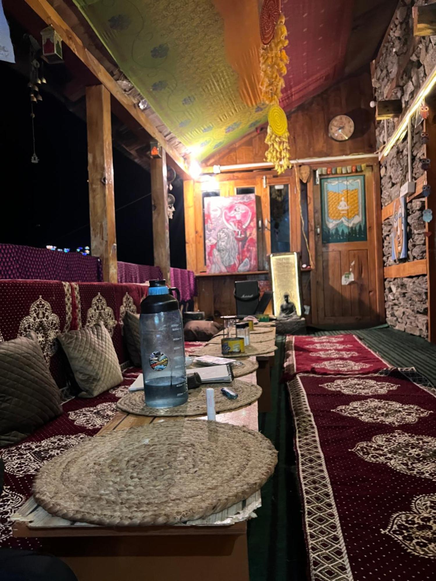 Old Brahma Homestay Kalgha Екстериор снимка