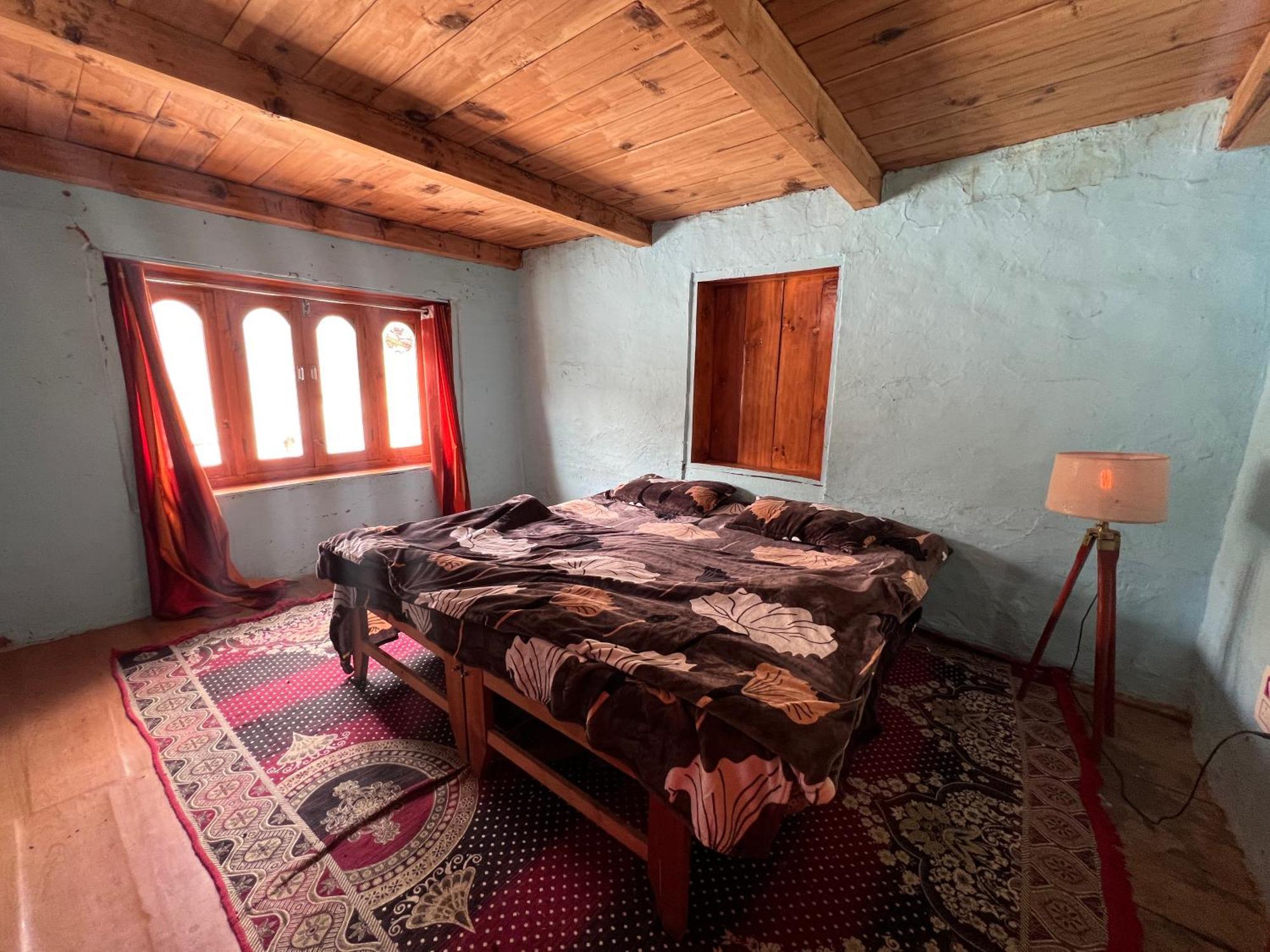 Old Brahma Homestay Kalgha Екстериор снимка