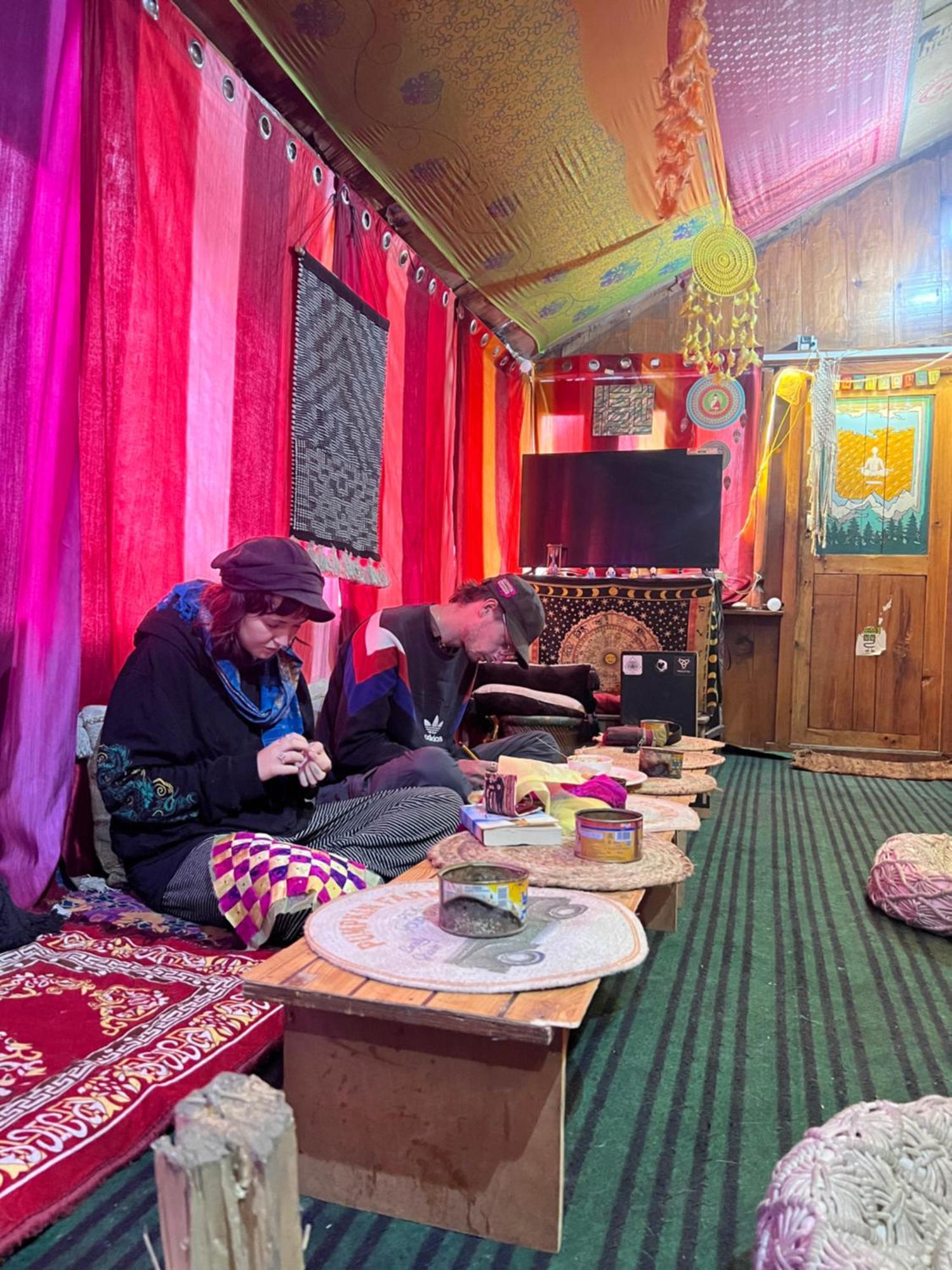 Old Brahma Homestay Kalgha Екстериор снимка